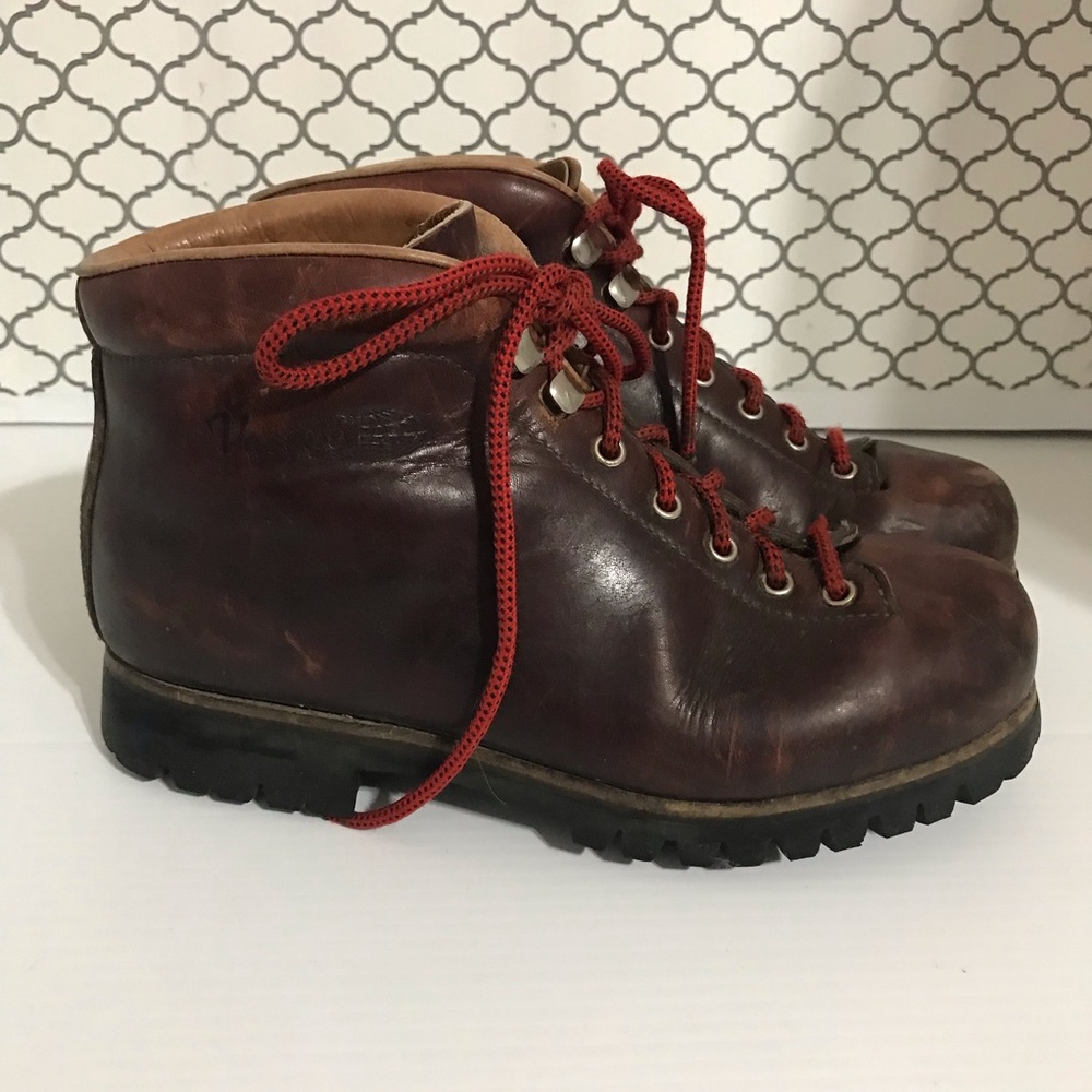 Vintage Vasque Hiking Boots Brown Leather Mens Size 7.5 M Made In Italy